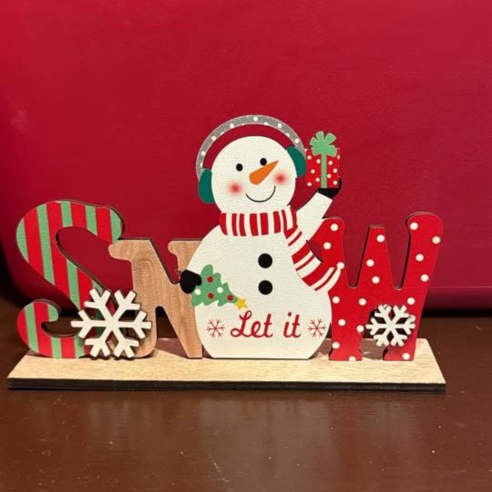 SHEIN Red and Green Holiday Decor Snowman